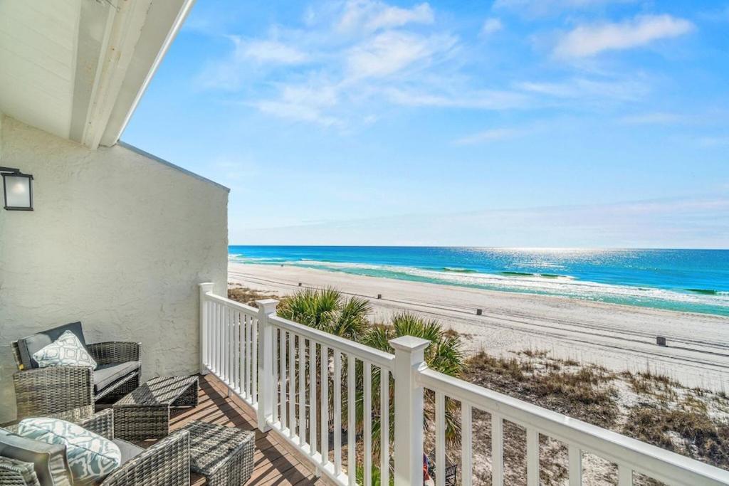 Newly Remodeled Beachfront Townhome - Sleeps 14 Panama City Beach Exterior foto